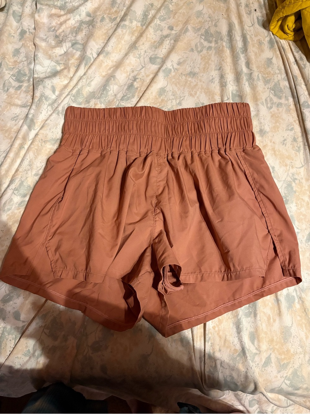 Pop flex woman’s athletic shorts